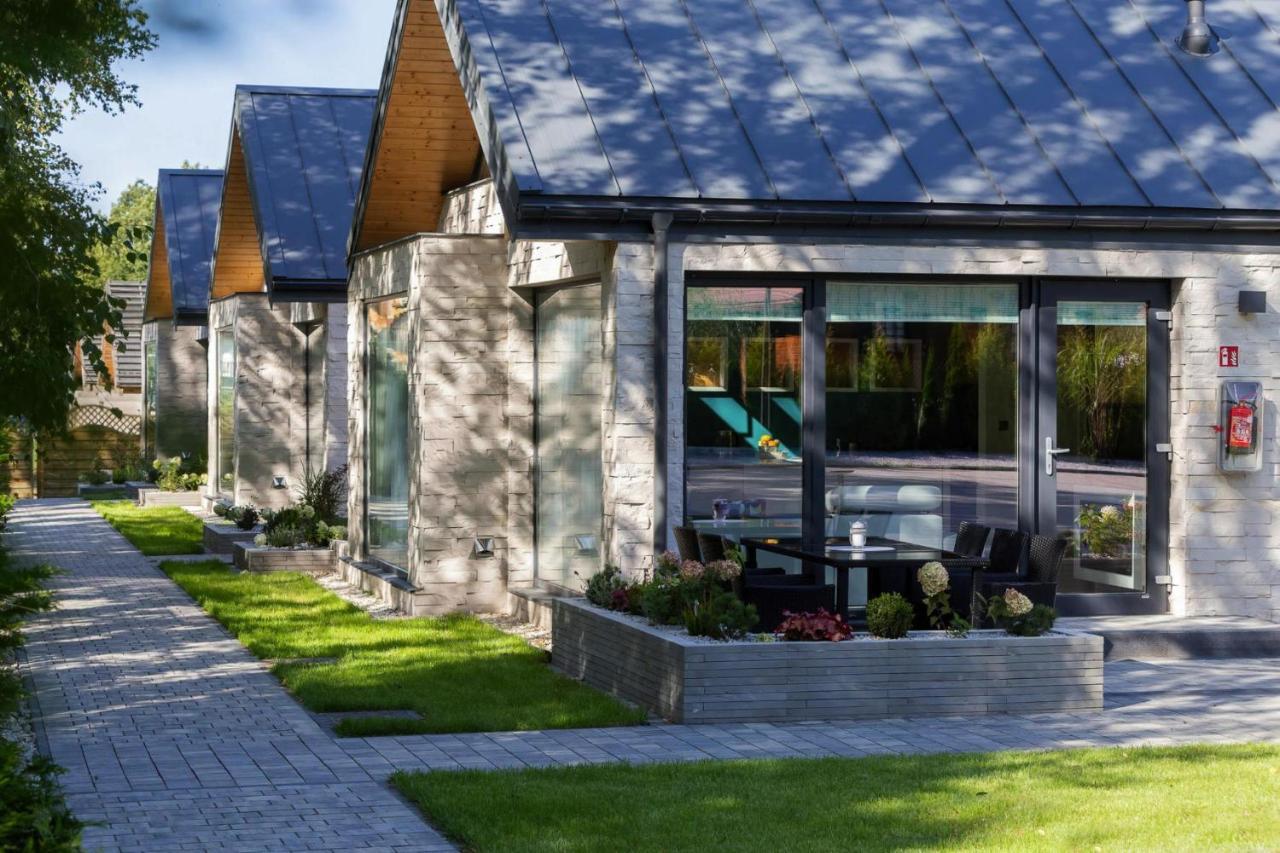 Year-Round Holiday Houses, أوسترونيه مورسكية المظهر الخارجي الصورة