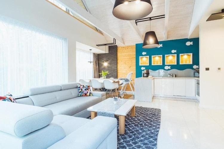 Year-Round Holiday Houses, أوسترونيه مورسكية المظهر الخارجي الصورة